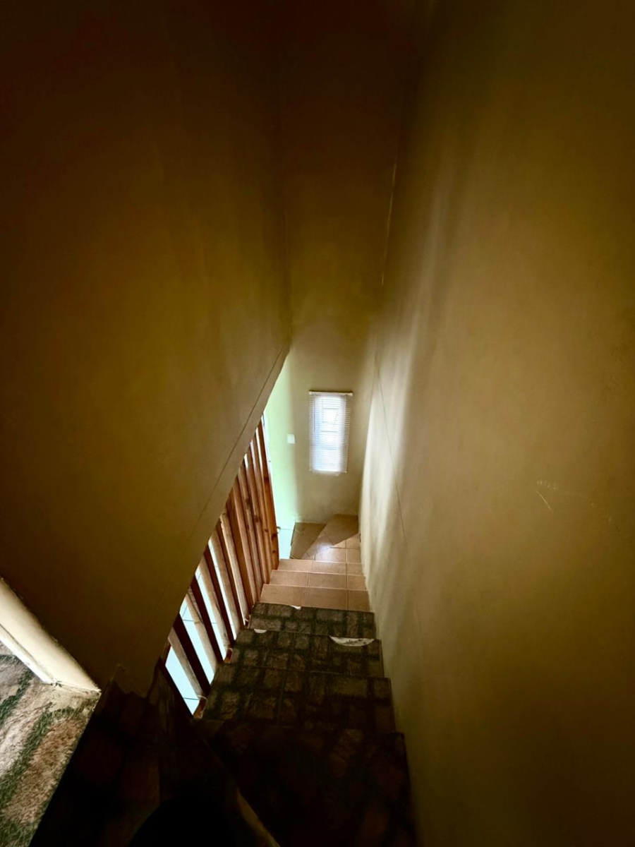 2 Bedroom Property for Sale in Electric City Western Cape